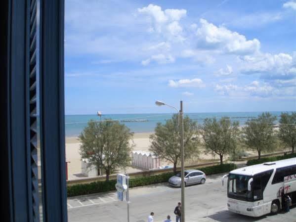 Ancore Senigallia